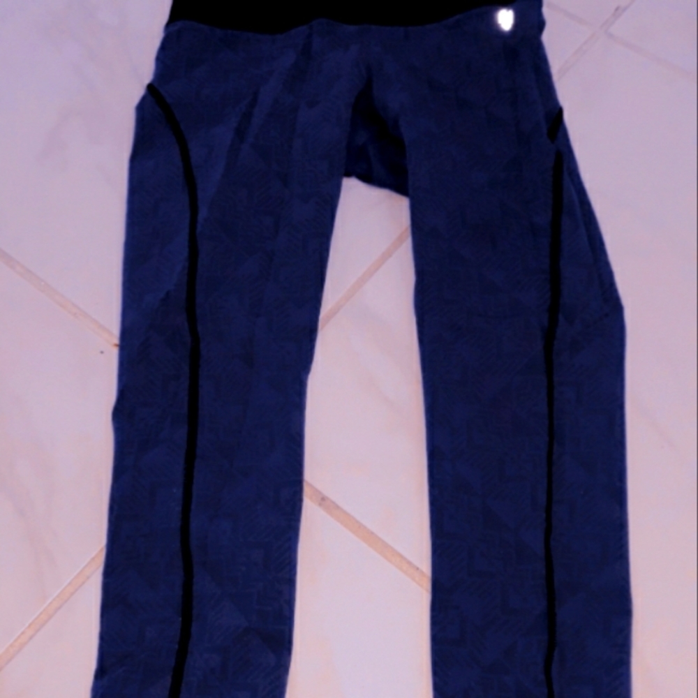 Blue work out stretchy leggings